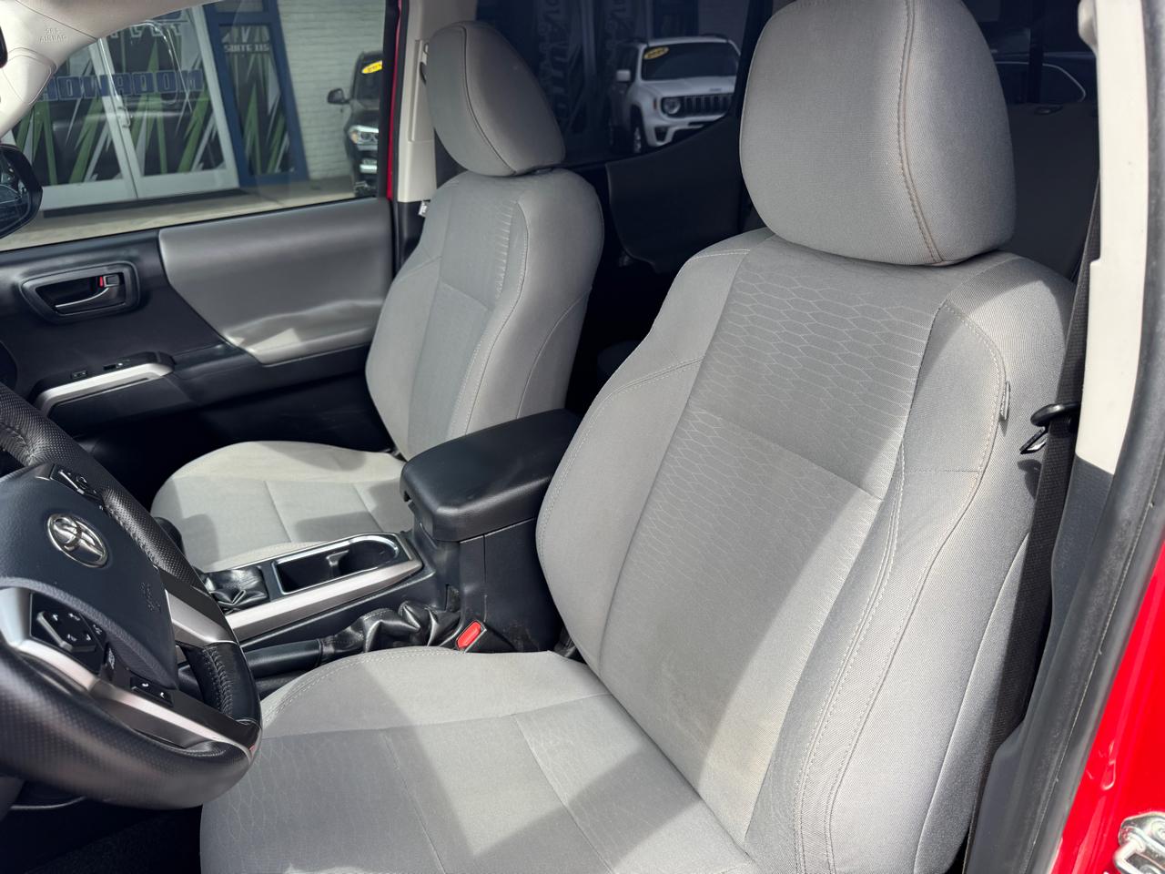 Toyota Tacoma SR Double Cab 5' Bed V6 4x4 AT (Natl) 2018