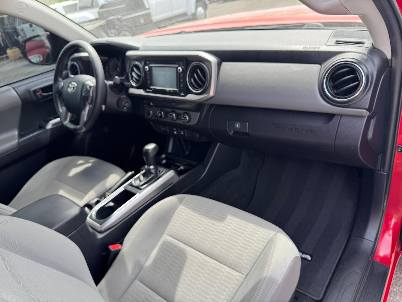 Toyota Tacoma SR Double Cab 5' Bed V6 4x4 AT (Natl) 2018