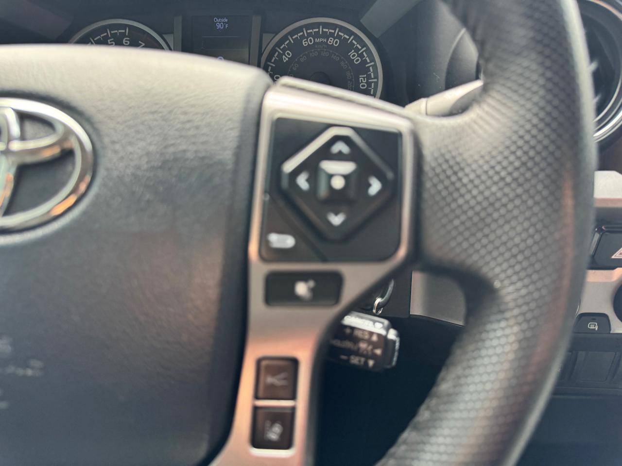 Toyota Tacoma SR Double Cab 5' Bed V6 4x4 AT (Natl) 2018