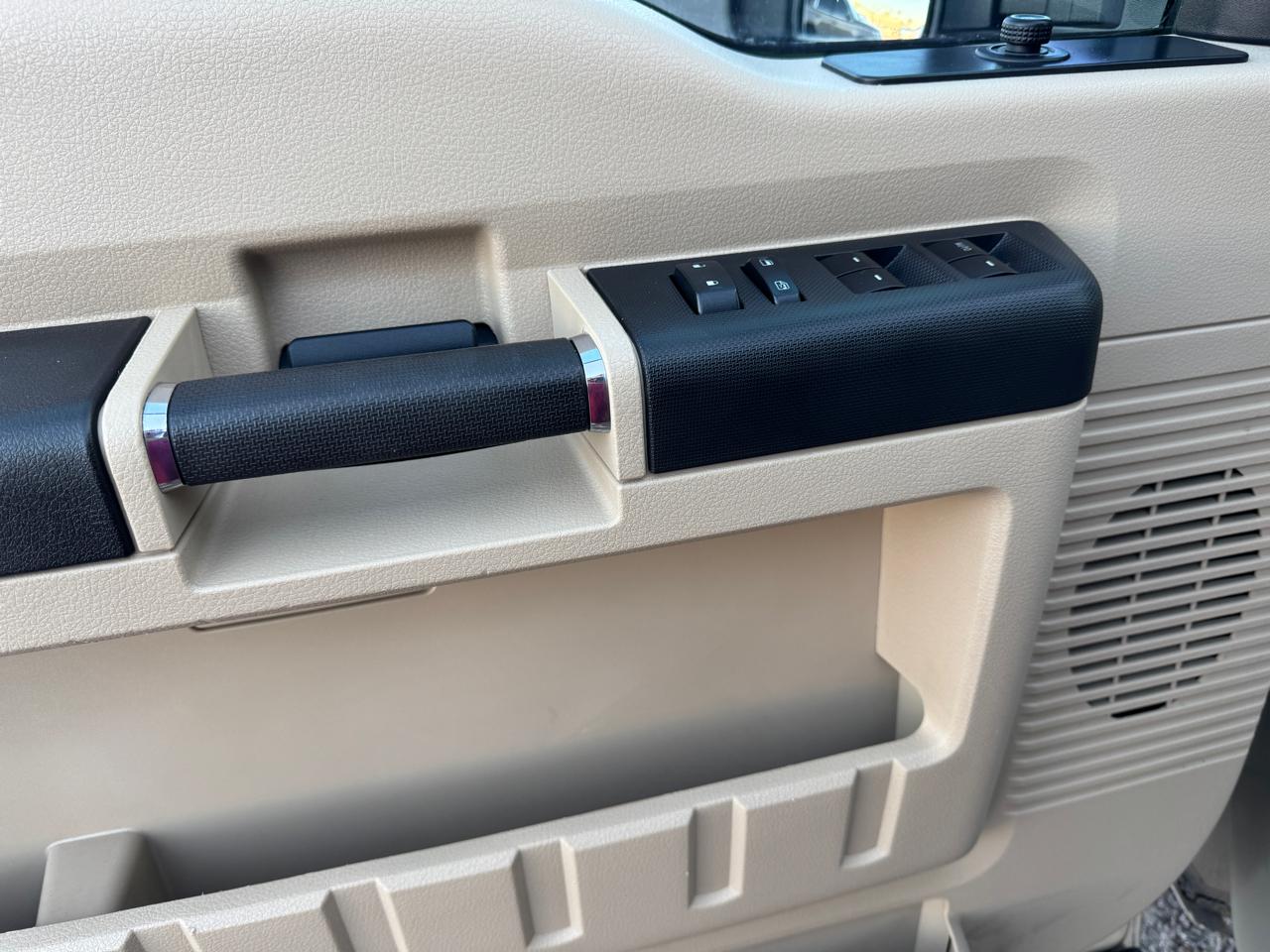 Ford Super Duty F-250 SRW 4WD Crew Cab 156" XLT 2009