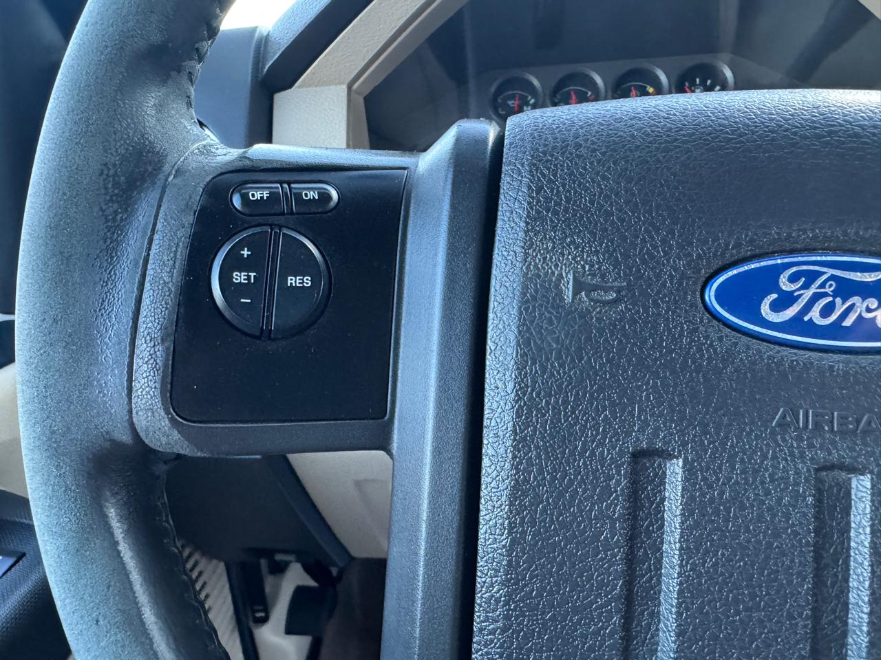 Ford Super Duty F-250 SRW 4WD Crew Cab 156" XLT 2009