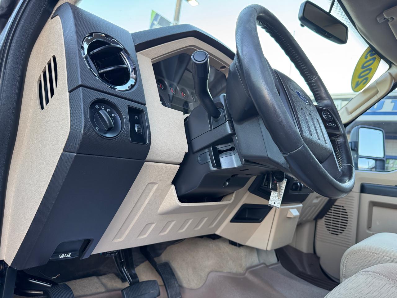 Ford Super Duty F-250 SRW 4WD Crew Cab 156" XLT 2009