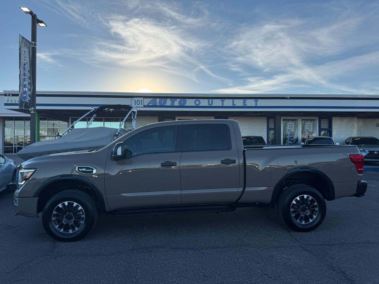 Nissan Titan XD 4x4 Crew Cab PRO-4X 2021