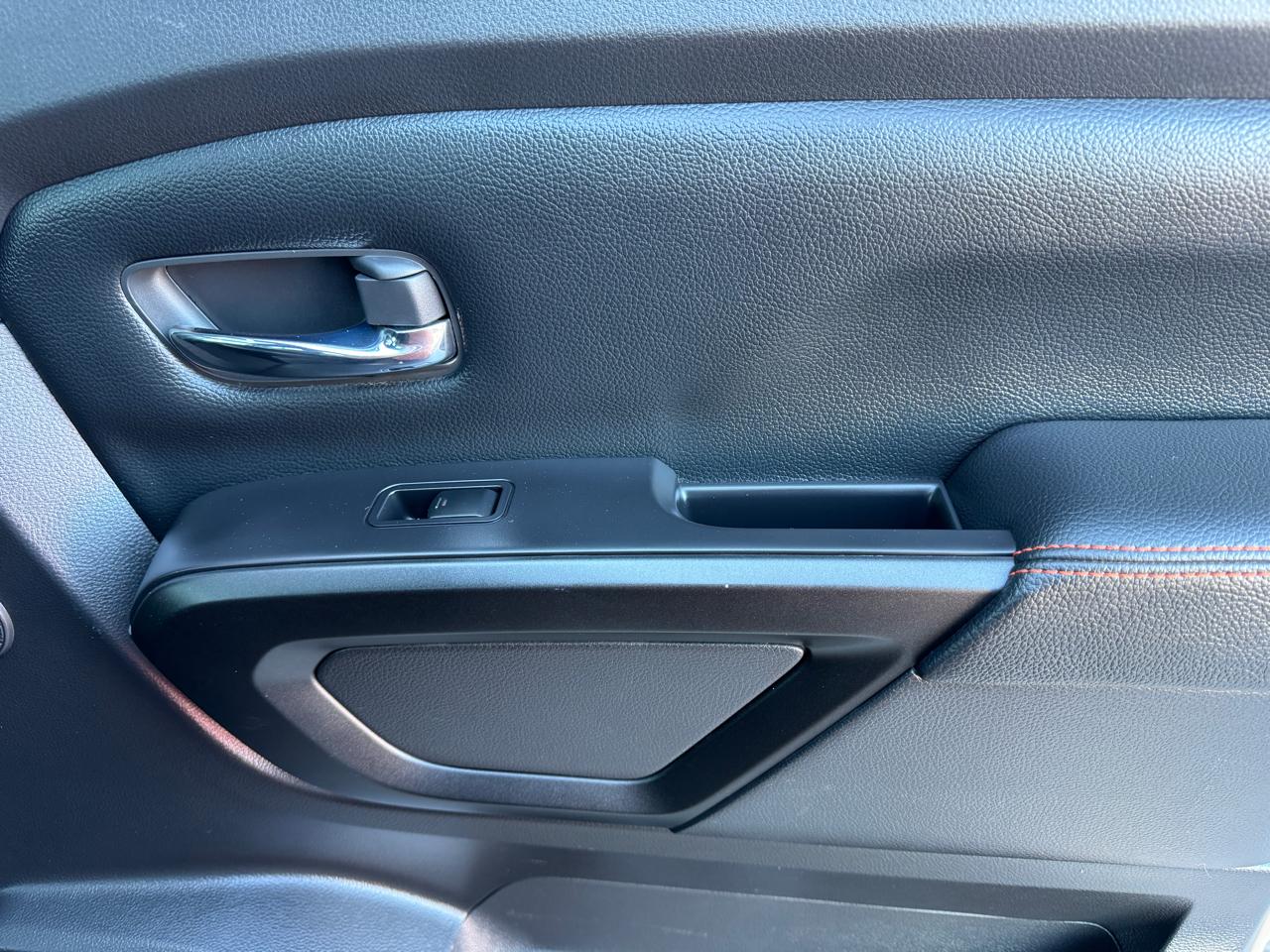 Nissan Titan XD 4x4 Crew Cab PRO-4X 2021