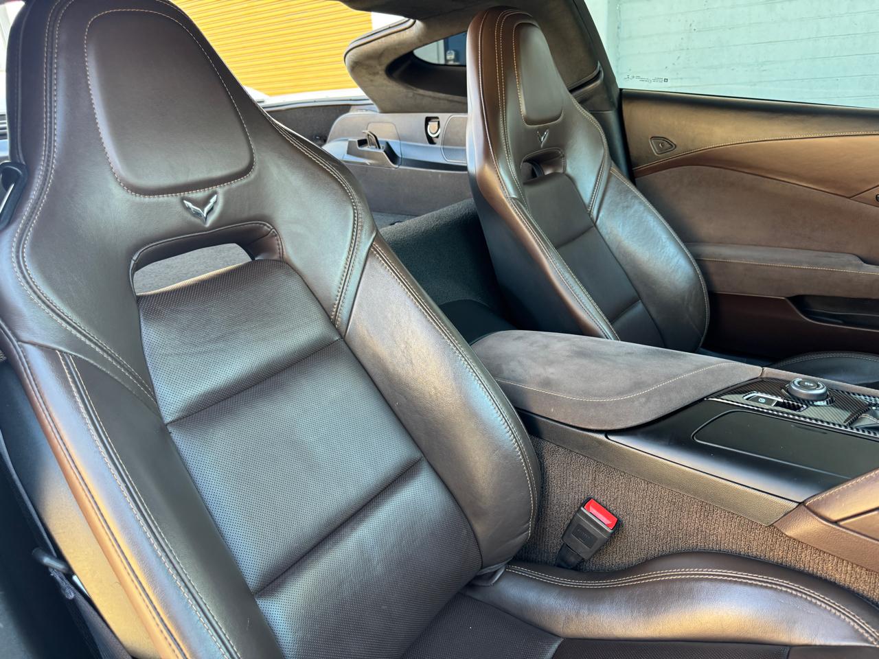 Chevrolet Corvette 2dr Stingray Z51 Cpe w/3LT 2016