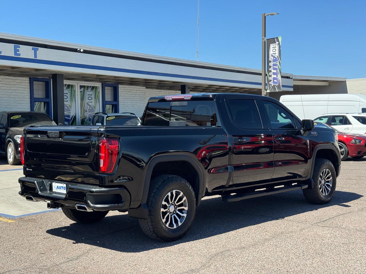 GMC Sierra 1500 4WD Crew Cab 157" AT4 2020