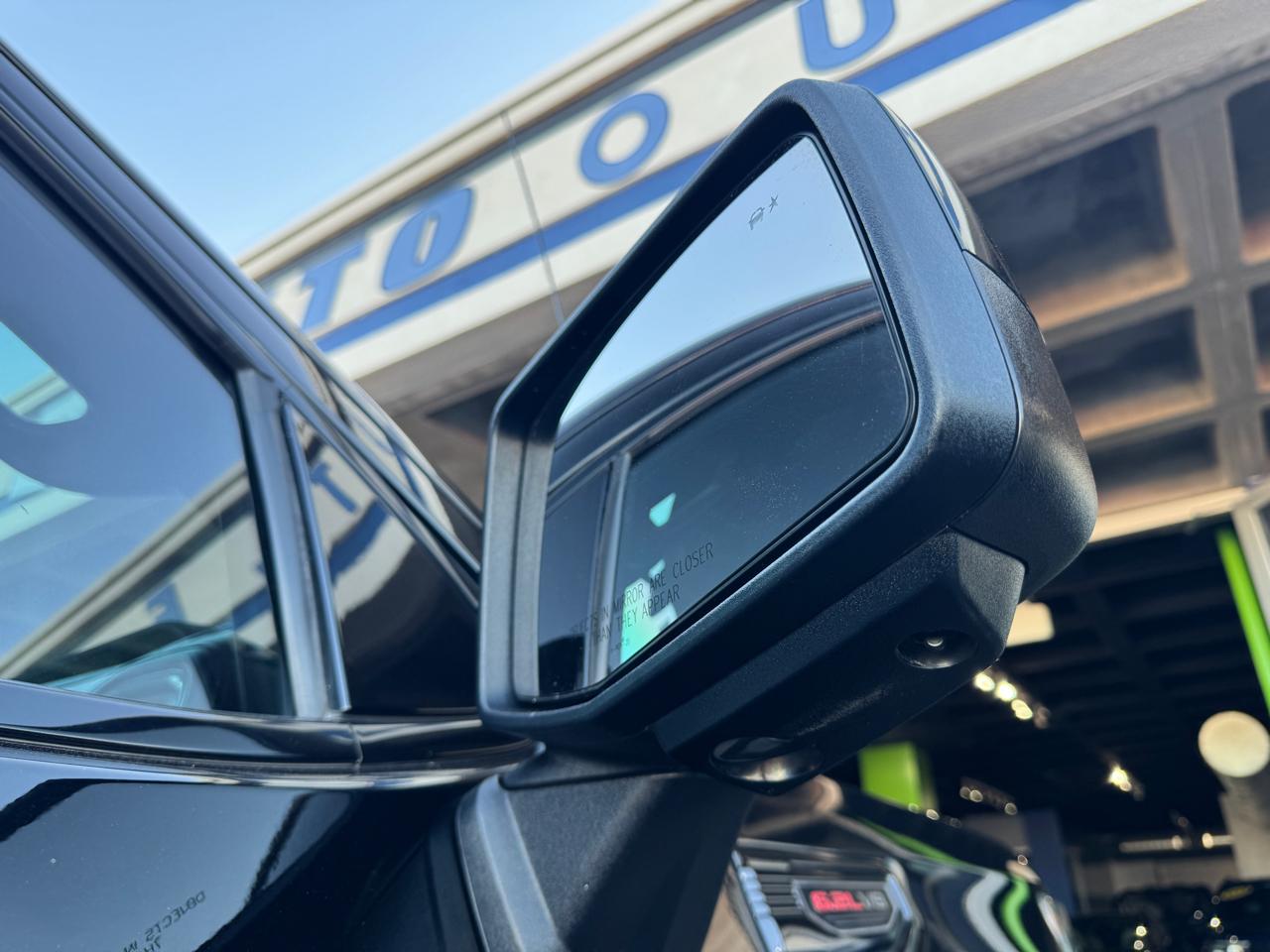 GMC Sierra 1500 4WD Crew Cab 157" AT4 2020