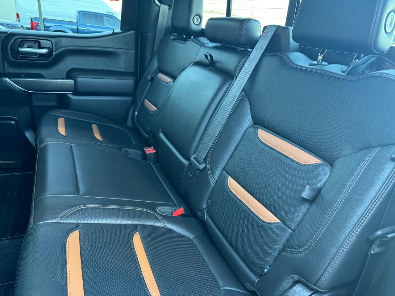 GMC Sierra 1500 4WD Crew Cab 157" AT4 2020