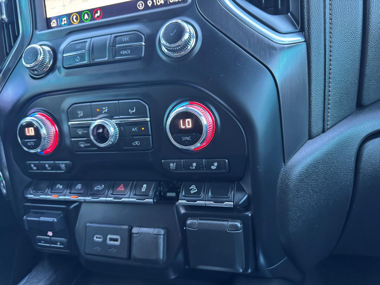 GMC Sierra 1500 4WD Crew Cab 157" AT4 2020