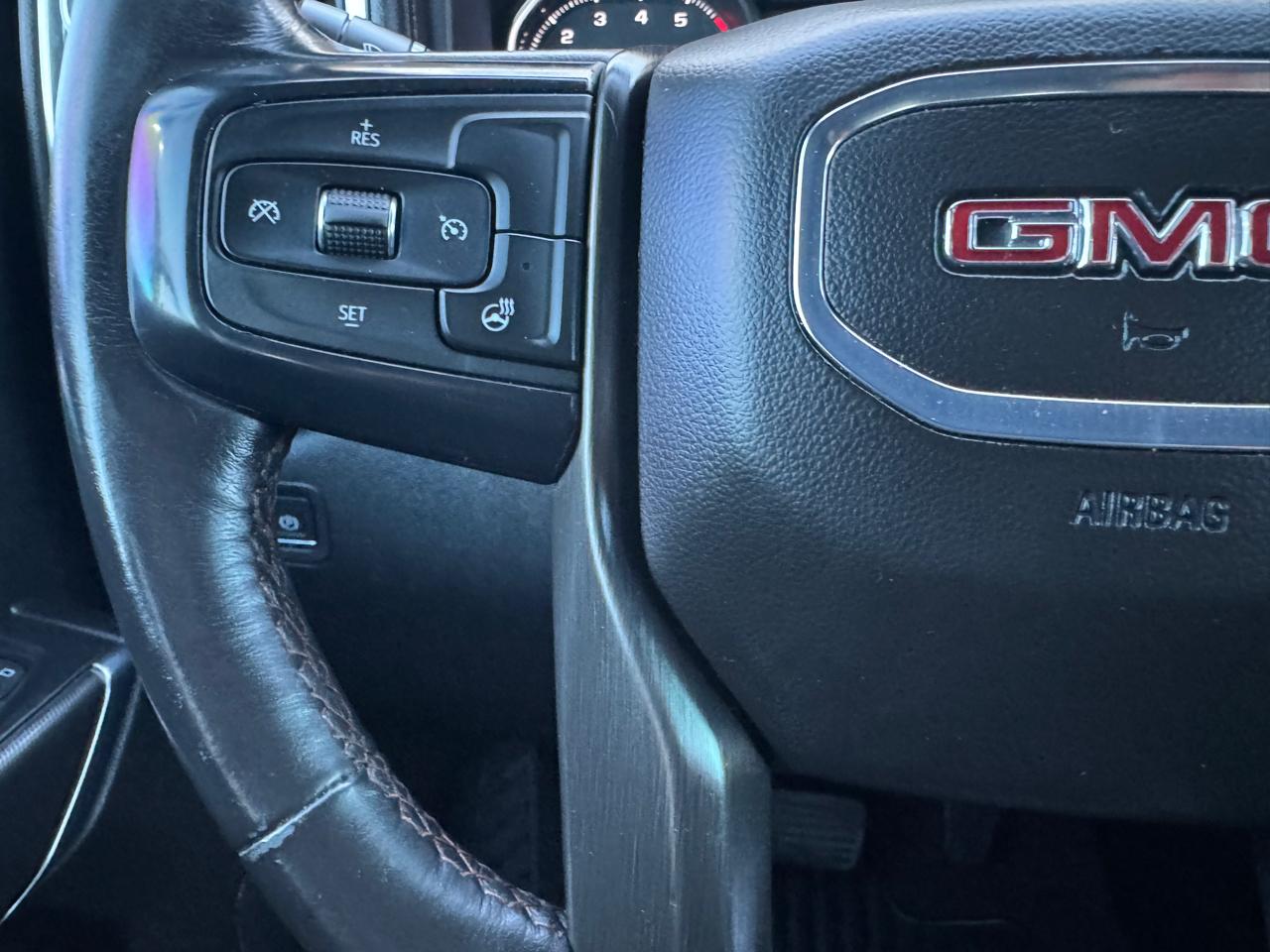 GMC Sierra 1500 4WD Crew Cab 157" AT4 2020