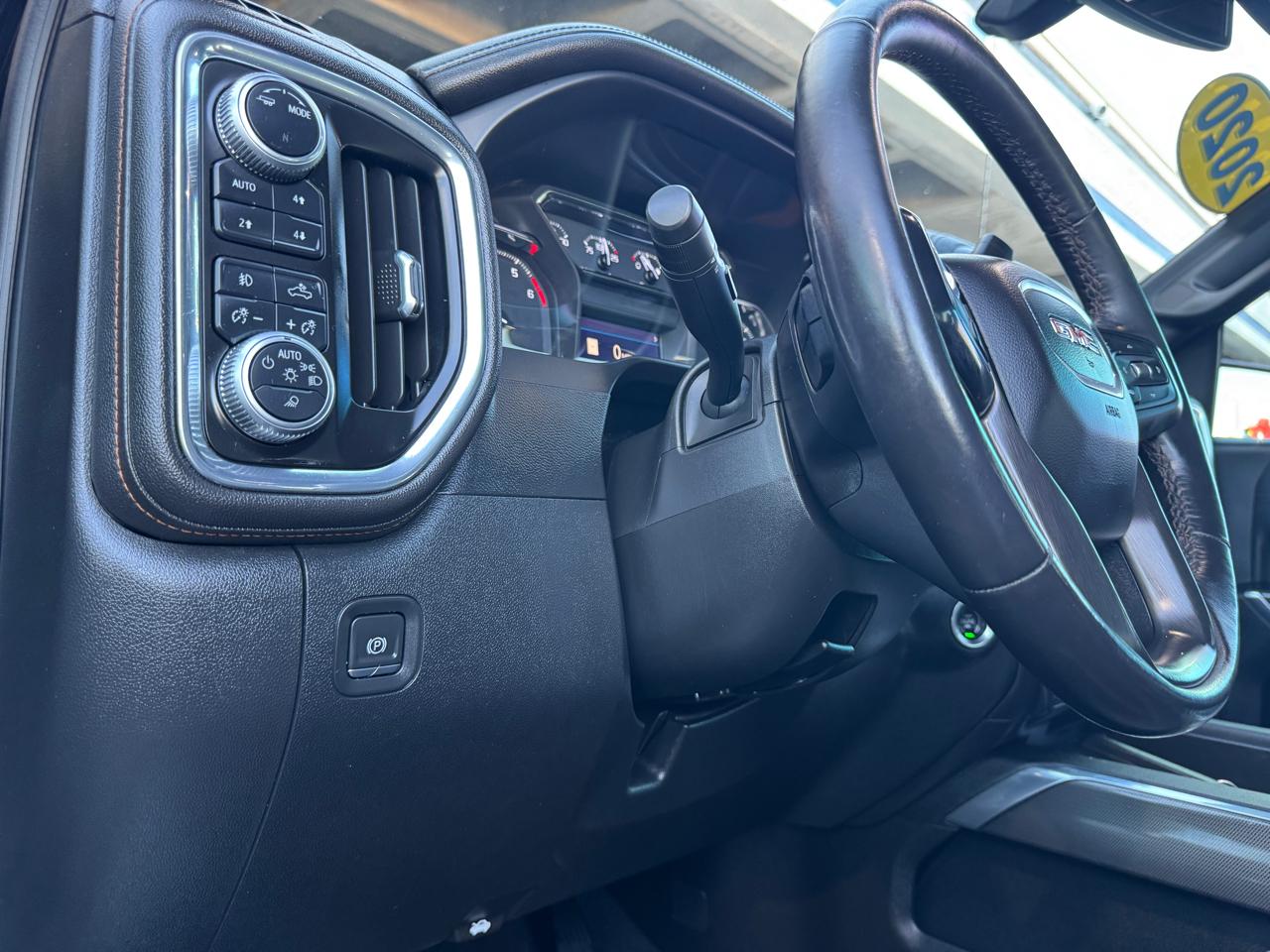 GMC Sierra 1500 4WD Crew Cab 157" AT4 2020