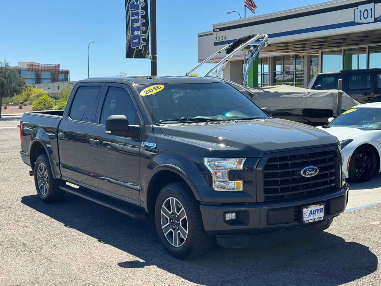 Ford F-150 2WD SuperCrew 157" XLT 2016