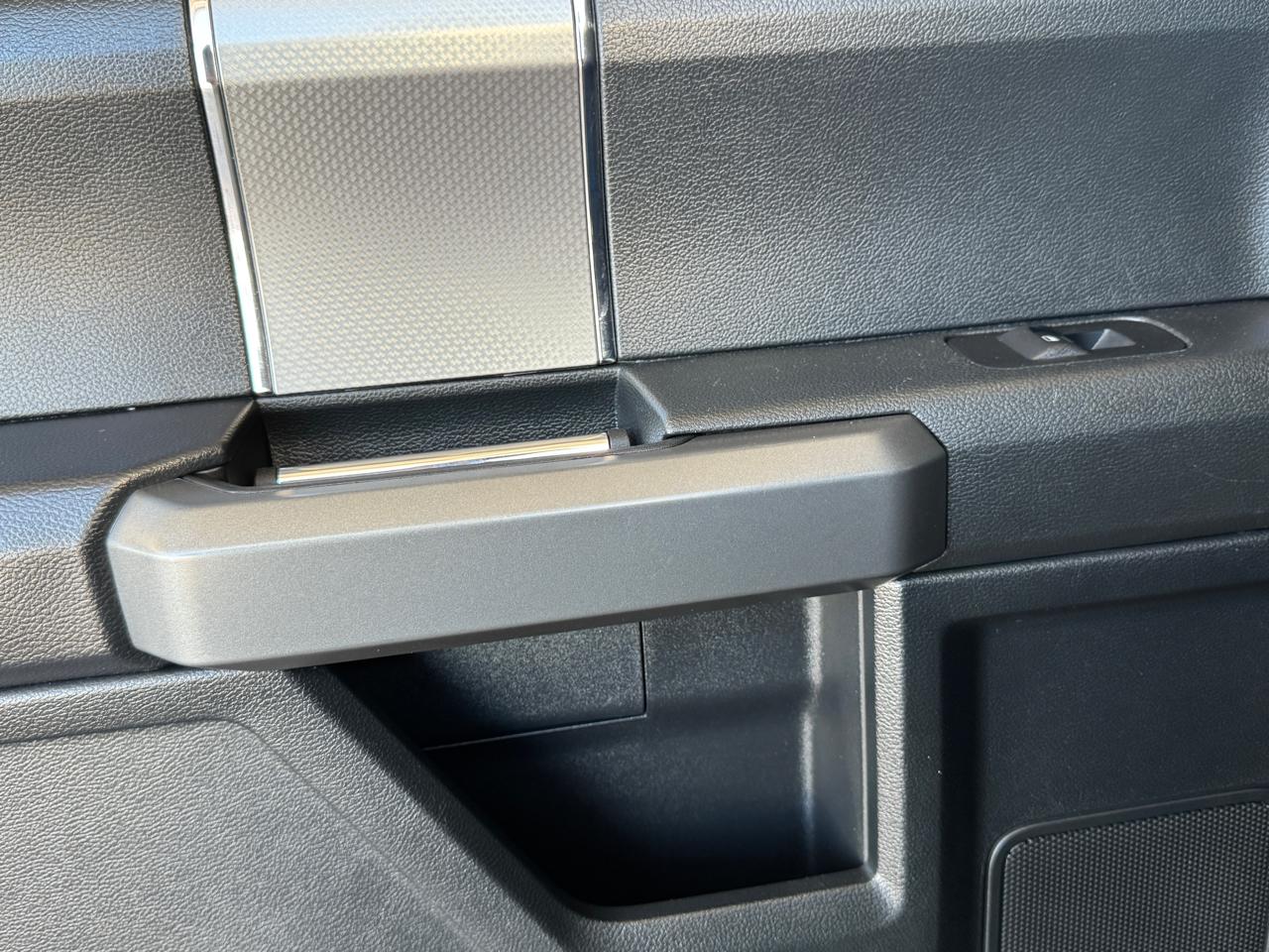 Ford F-150 2WD SuperCrew 157" XLT 2016