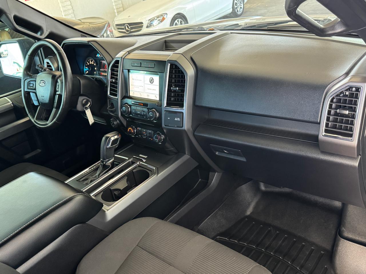 Ford F-150 2WD SuperCrew 157" XLT 2016