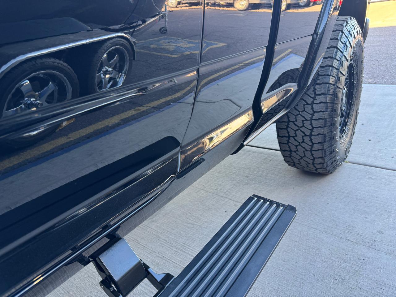 RAM 3500 Limited 4x4 Mega Cab 6'4" Box 2021