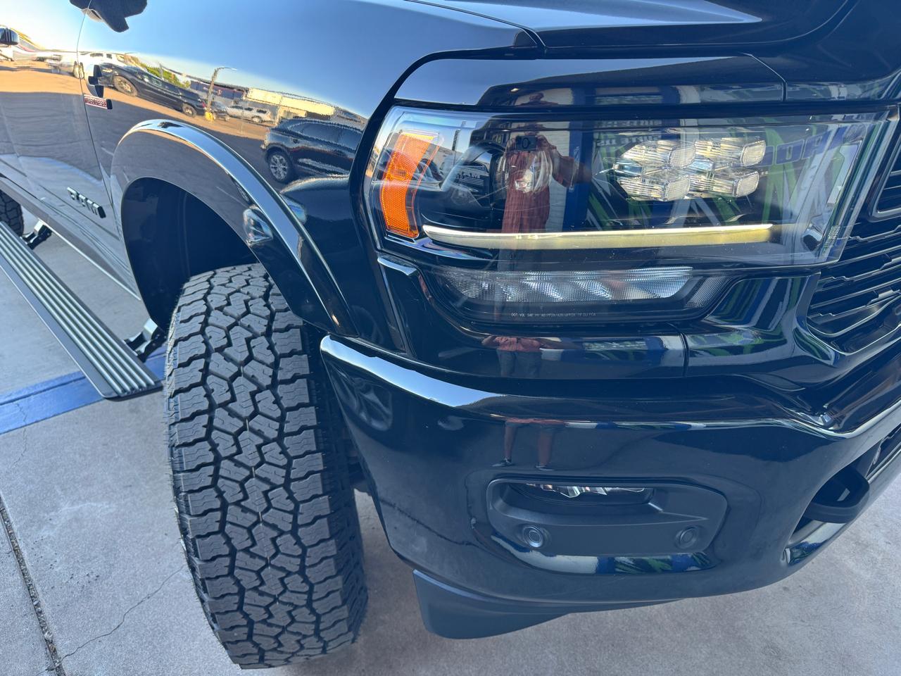 RAM 3500 Limited 4x4 Mega Cab 6'4" Box 2021