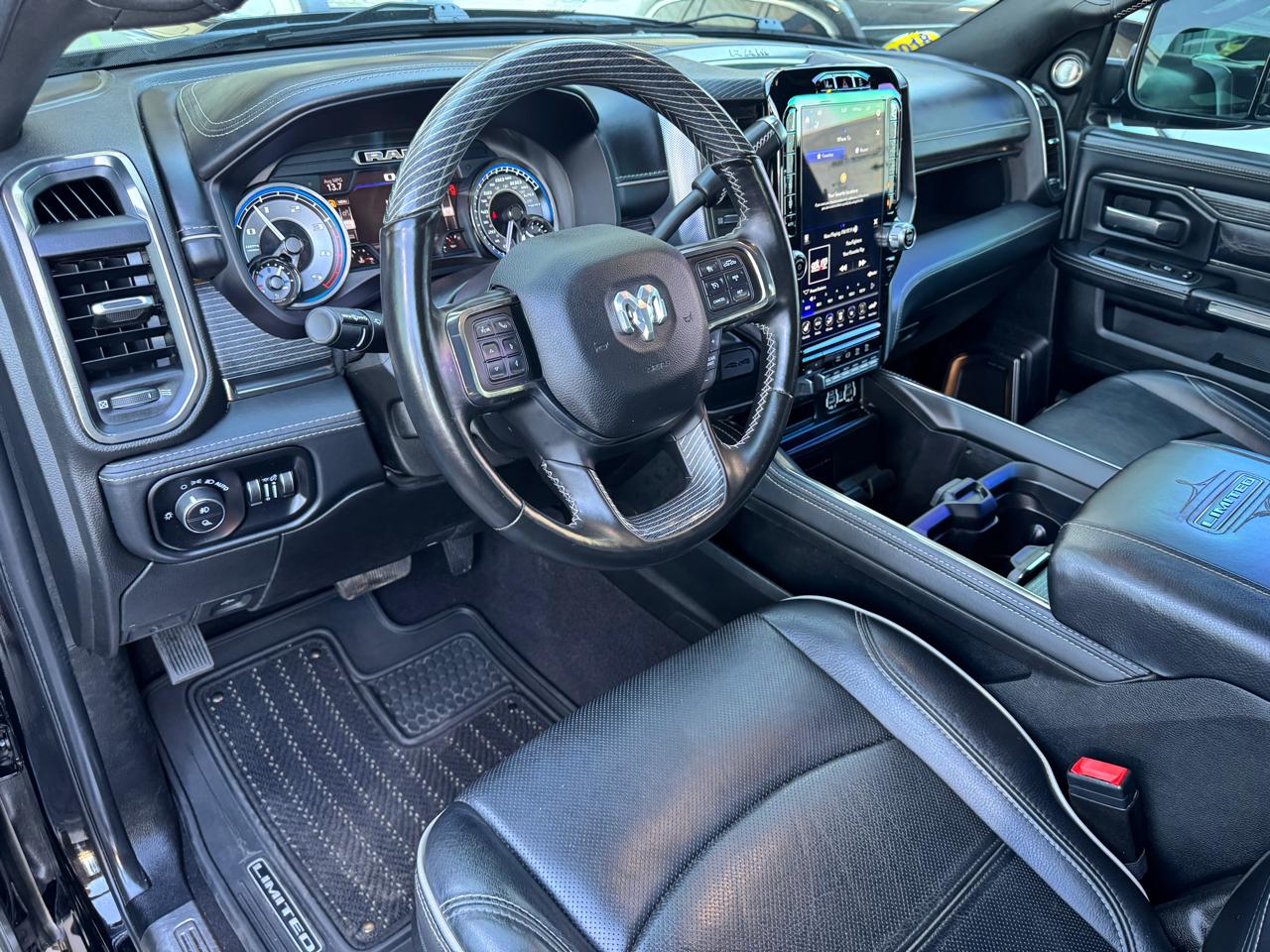 RAM 3500 Limited 4x4 Mega Cab 6'4" Box 2021