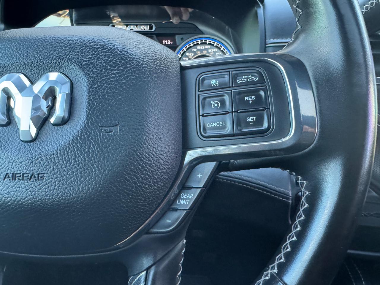 RAM 3500 Limited 4x4 Mega Cab 6'4" Box 2021