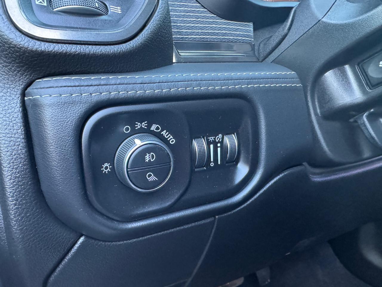 RAM 3500 Limited 4x4 Mega Cab 6'4" Box 2021