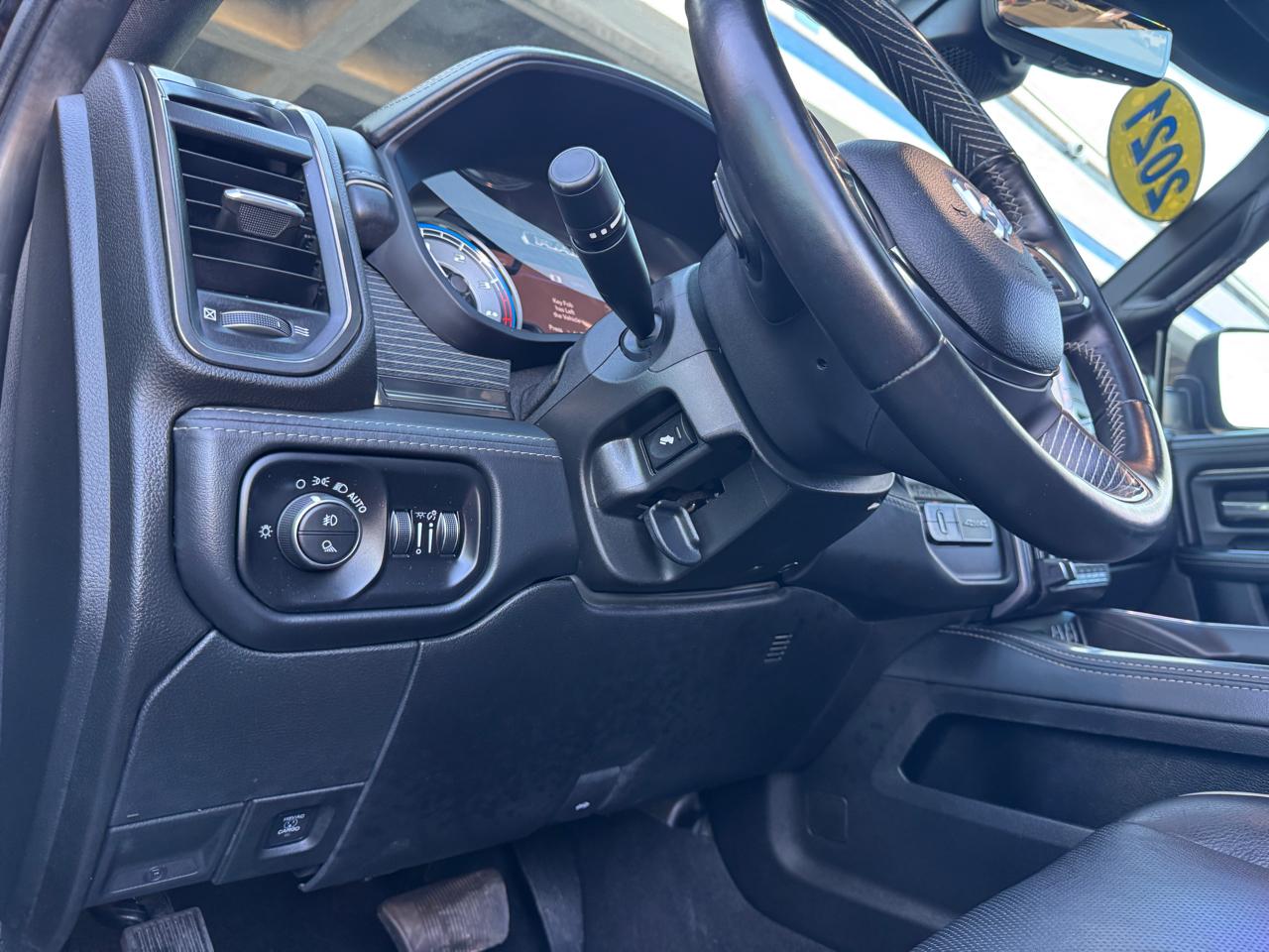 RAM 3500 Limited 4x4 Mega Cab 6'4" Box 2021