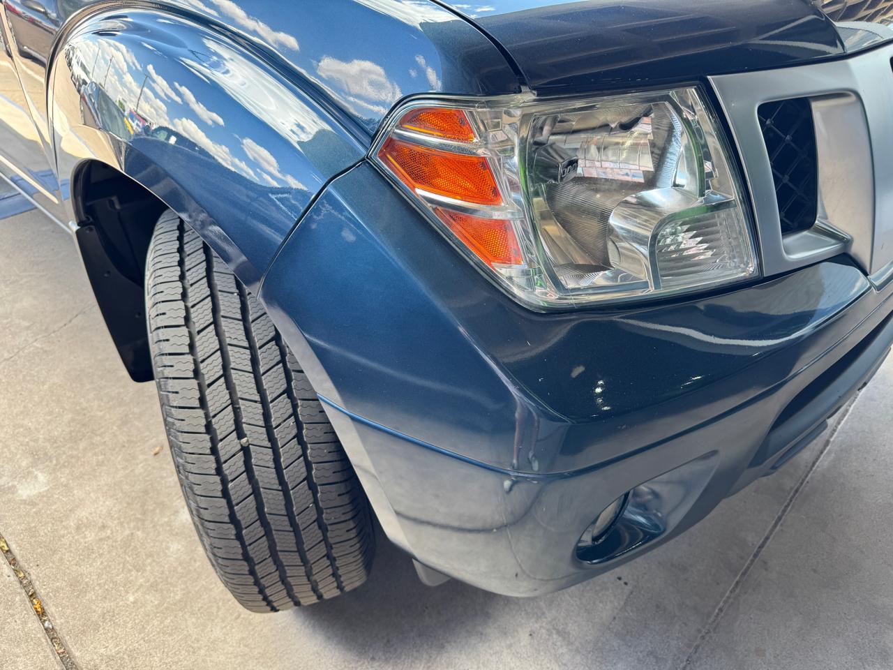 Nissan Frontier Crew Cab 4x4 SV Auto 2020