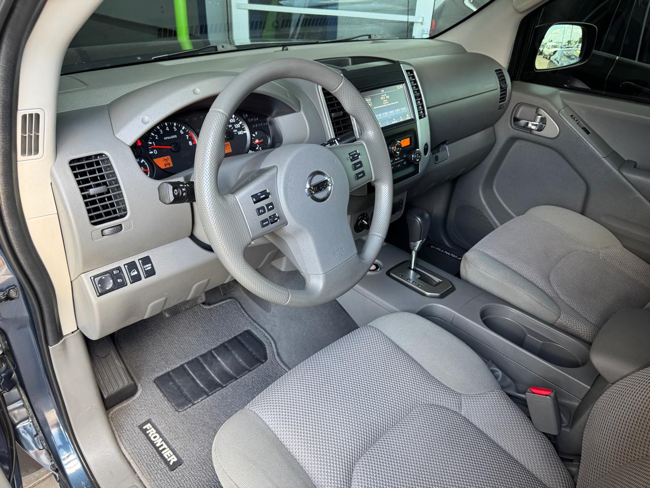 Nissan Frontier Crew Cab 4x4 SV Auto 2020