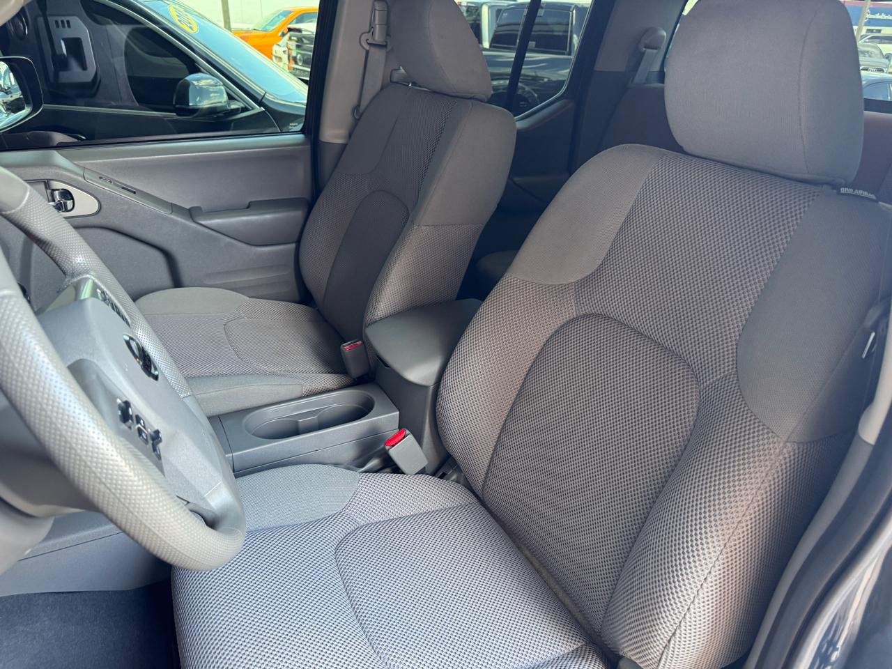 Nissan Frontier Crew Cab 4x4 SV Auto 2020