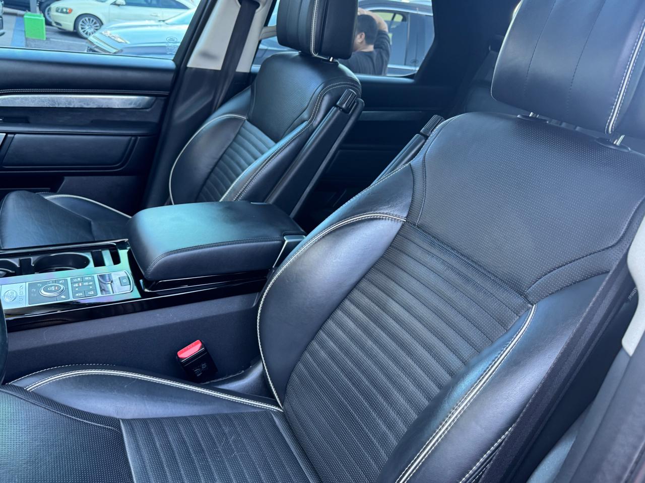 Land Rover Discovery First Edition V6 Supercharged 2017