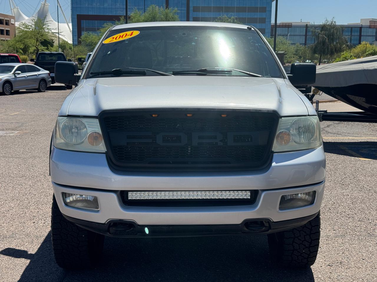 Ford F-150 SuperCrew 139" XLT 4WD 2004