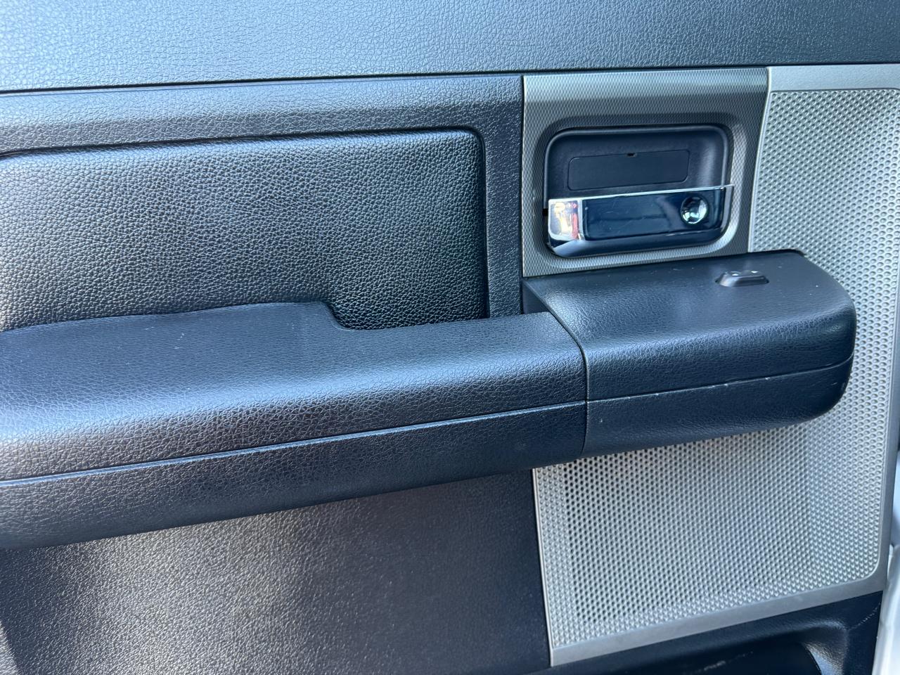 Ford F-150 SuperCrew 139" XLT 4WD 2004