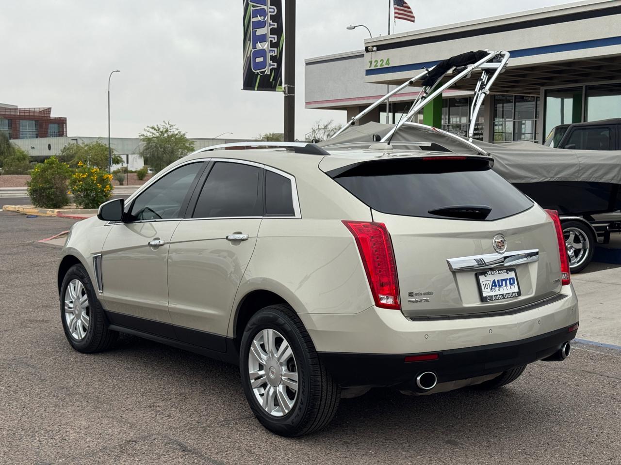 Cadillac SRX FWD 4dr Luxury Collection 2015