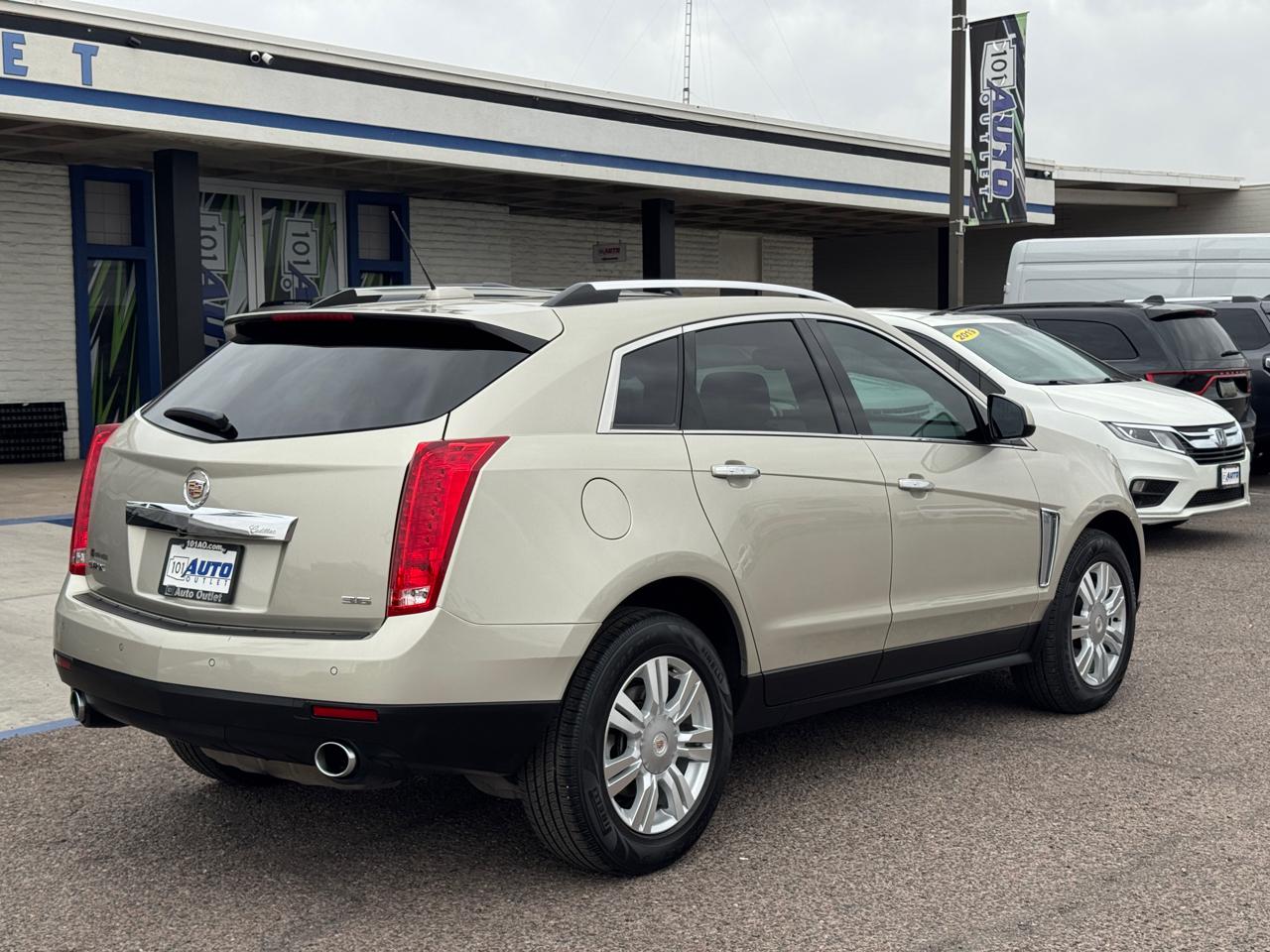 Cadillac SRX FWD 4dr Luxury Collection 2015