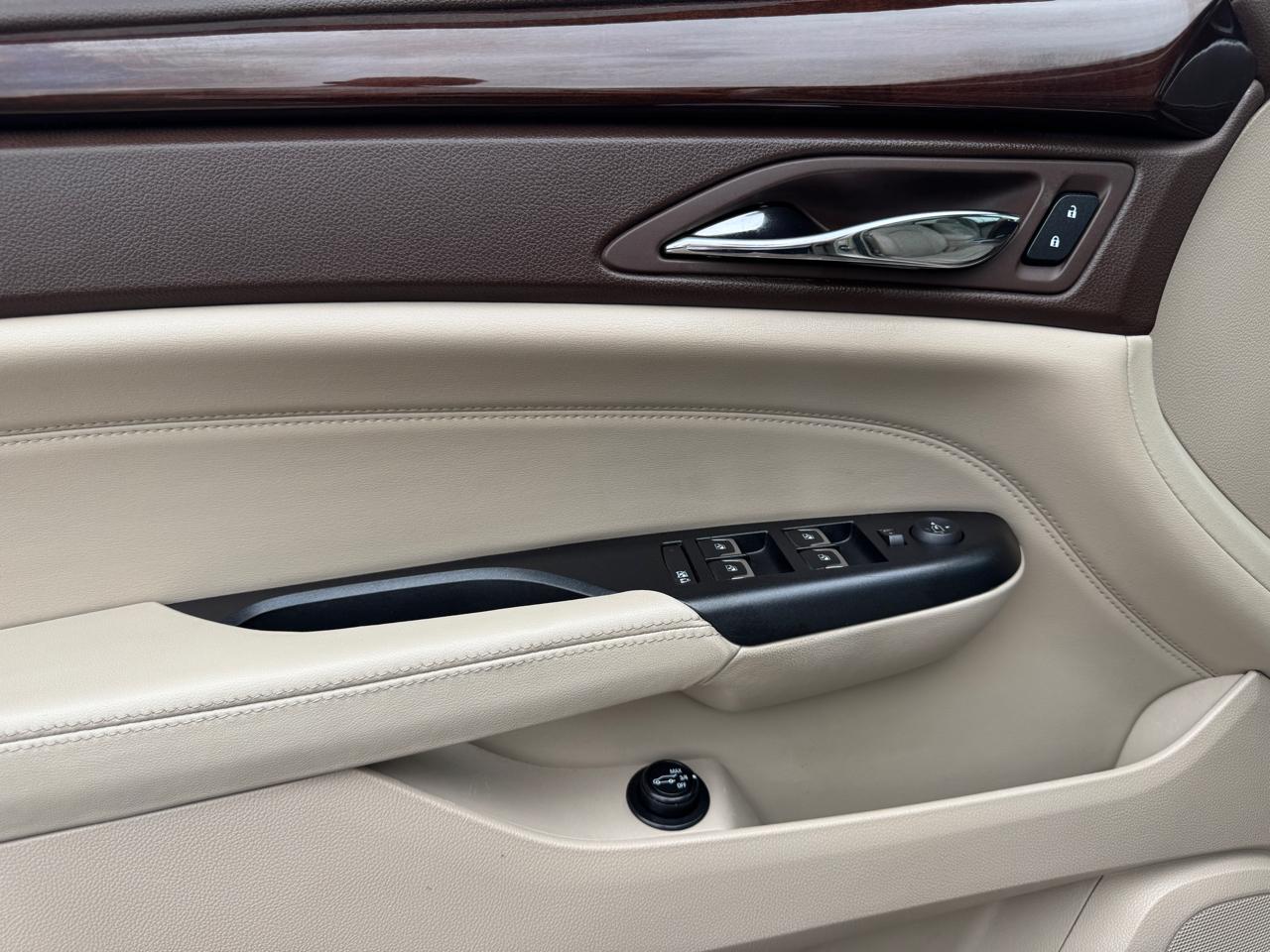 Cadillac SRX FWD 4dr Luxury Collection 2015