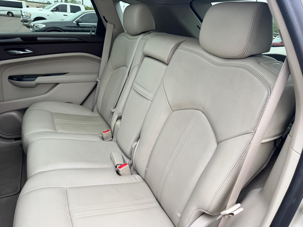 Cadillac SRX FWD 4dr Luxury Collection 2015