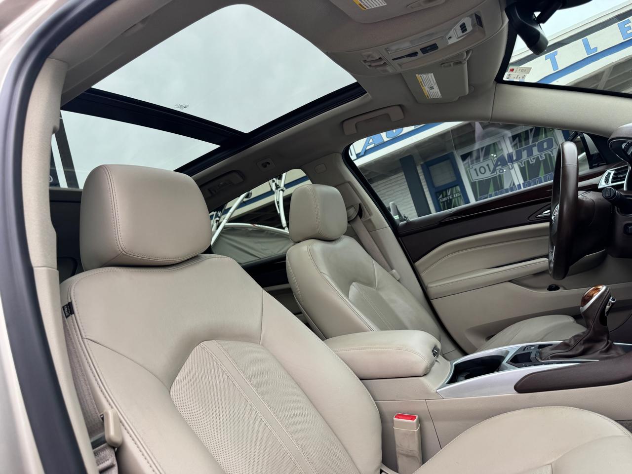 Cadillac SRX FWD 4dr Luxury Collection 2015