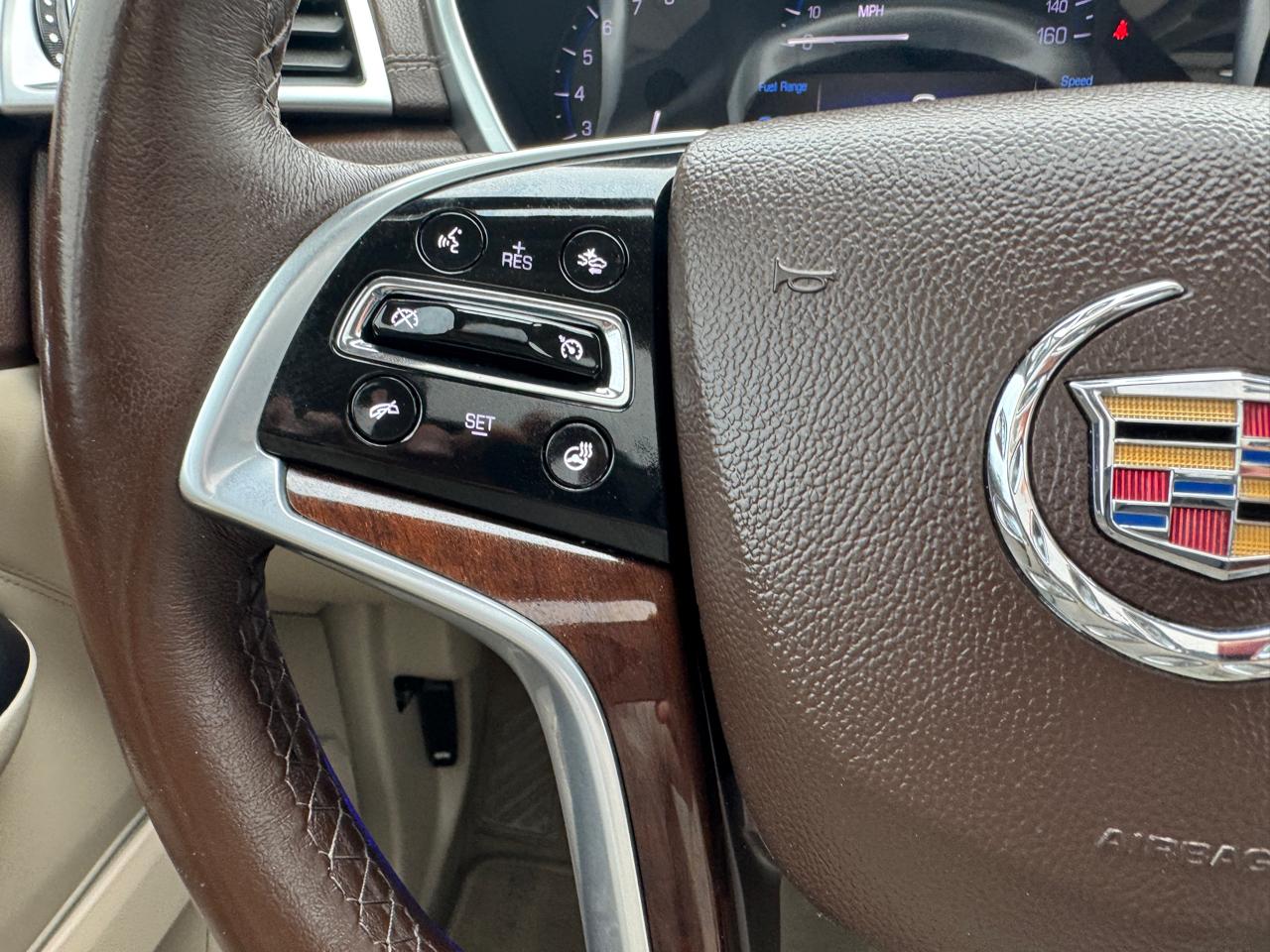 Cadillac SRX FWD 4dr Luxury Collection 2015