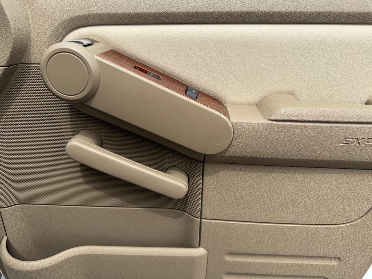 Ford Explorer 2WD 4dr V8 Eddie Bauer 2007