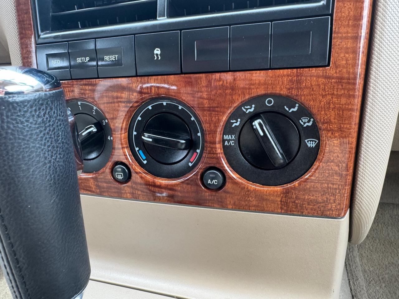 Ford Explorer 2WD 4dr V8 Eddie Bauer 2007