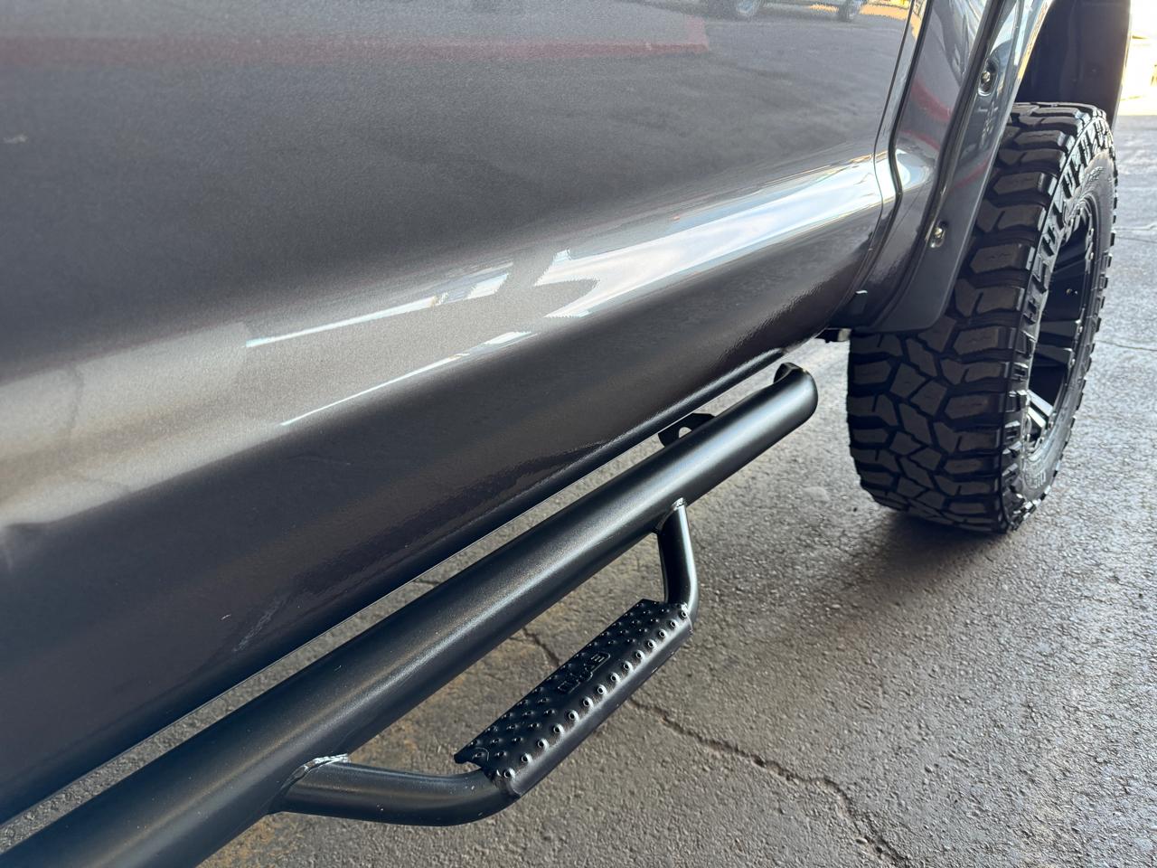 Toyota Tundra 2WD Truck CrewMax 5.7L V8 6-Spd AT SR5 (Natl) 2015