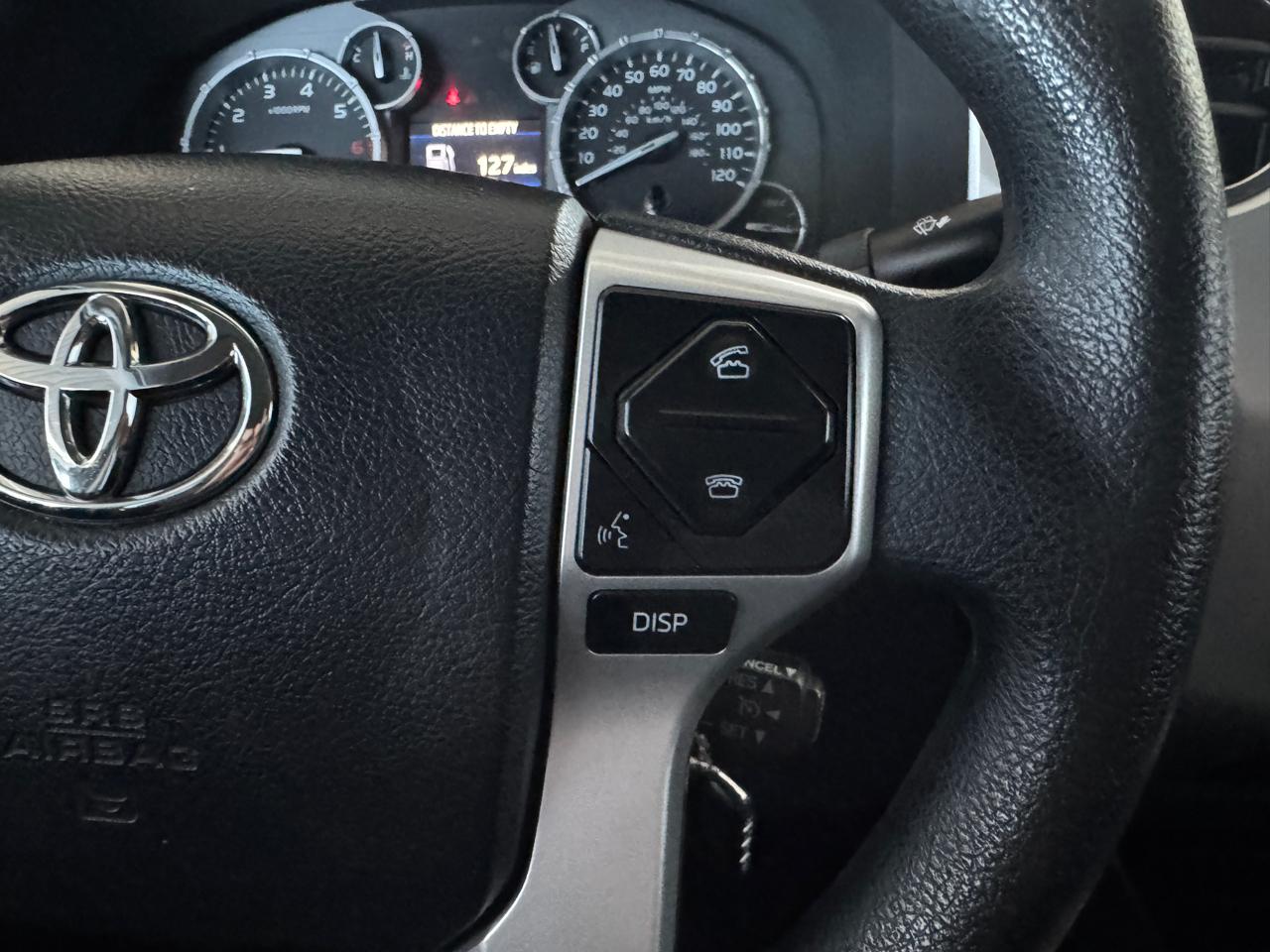 Toyota Tundra 2WD Truck CrewMax 5.7L V8 6-Spd AT SR5 (Natl) 2015