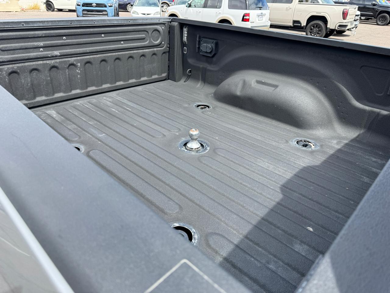 RAM 2500 Laramie 4x4 Crew Cab 6'4" Box 2020