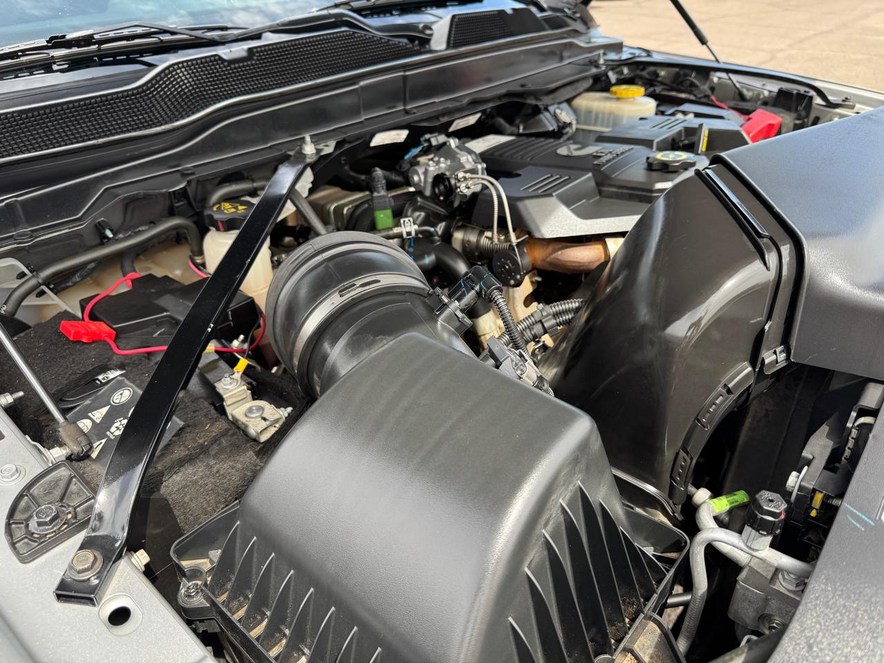 RAM 2500 Laramie 4x4 Crew Cab 6'4" Box 2020