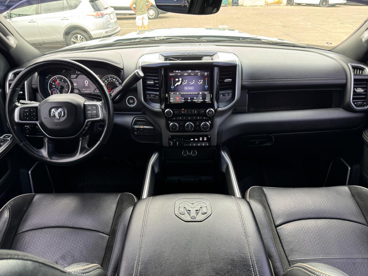 RAM 2500 Laramie 4x4 Crew Cab 6'4" Box 2020