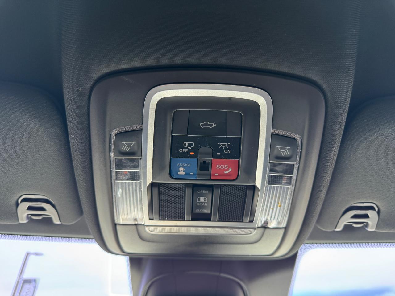 RAM 2500 Laramie 4x4 Crew Cab 6'4" Box 2020