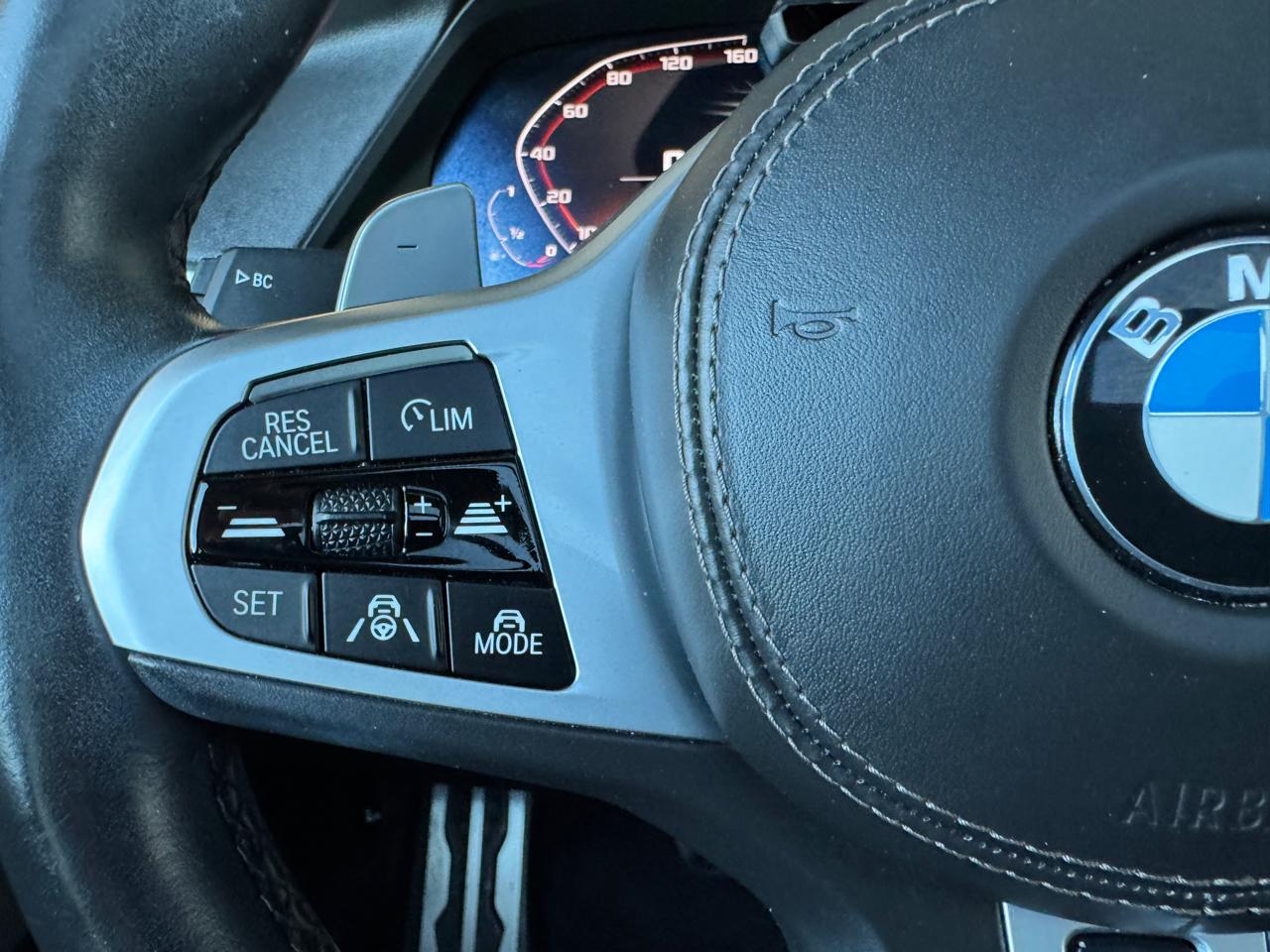 BMW X7 M50i Sports Activity Vehicle 2021