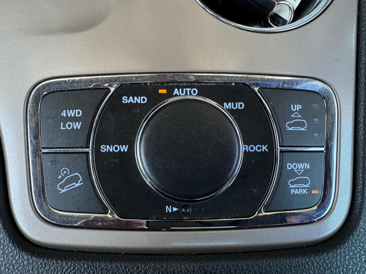 Jeep Grand Cherokee 4WD 4dr Summit 2015