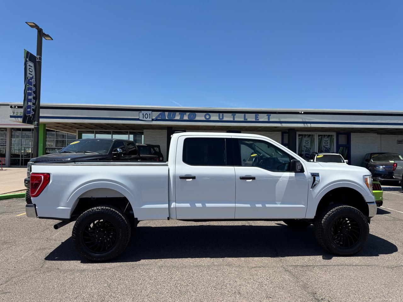 Ford F-150 XLT 4WD SuperCrew 5.5' Box 2022