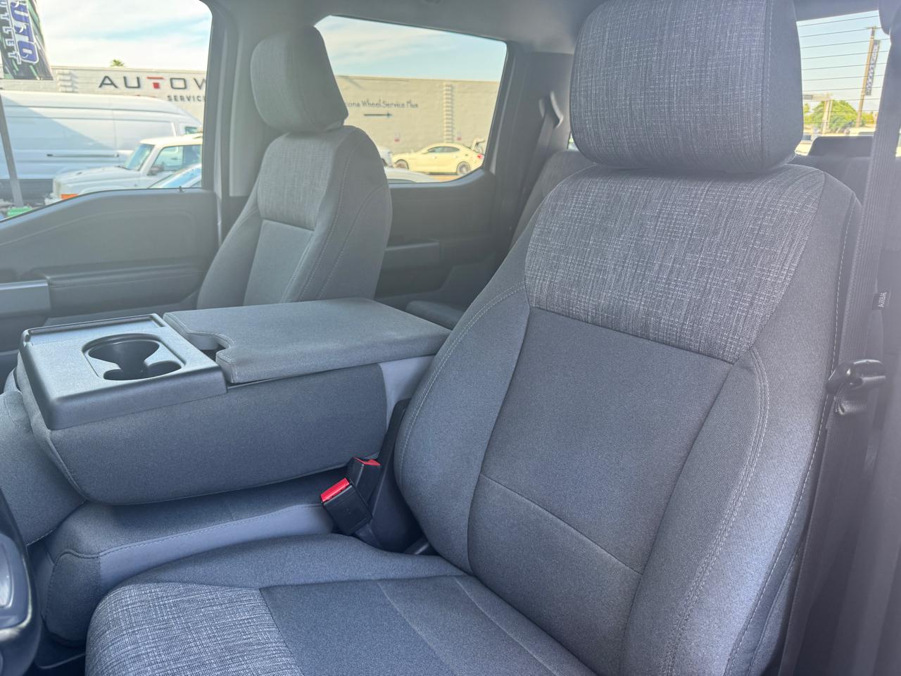 Ford F-150 XLT 4WD SuperCrew 5.5' Box 2022