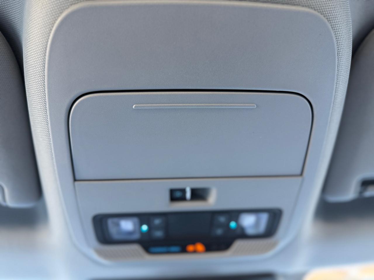 Ford F-150 XLT 4WD SuperCrew 5.5' Box 2023