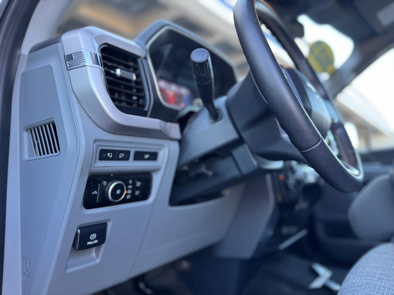 Ford F-150 XLT 4WD SuperCrew 5.5' Box 2023